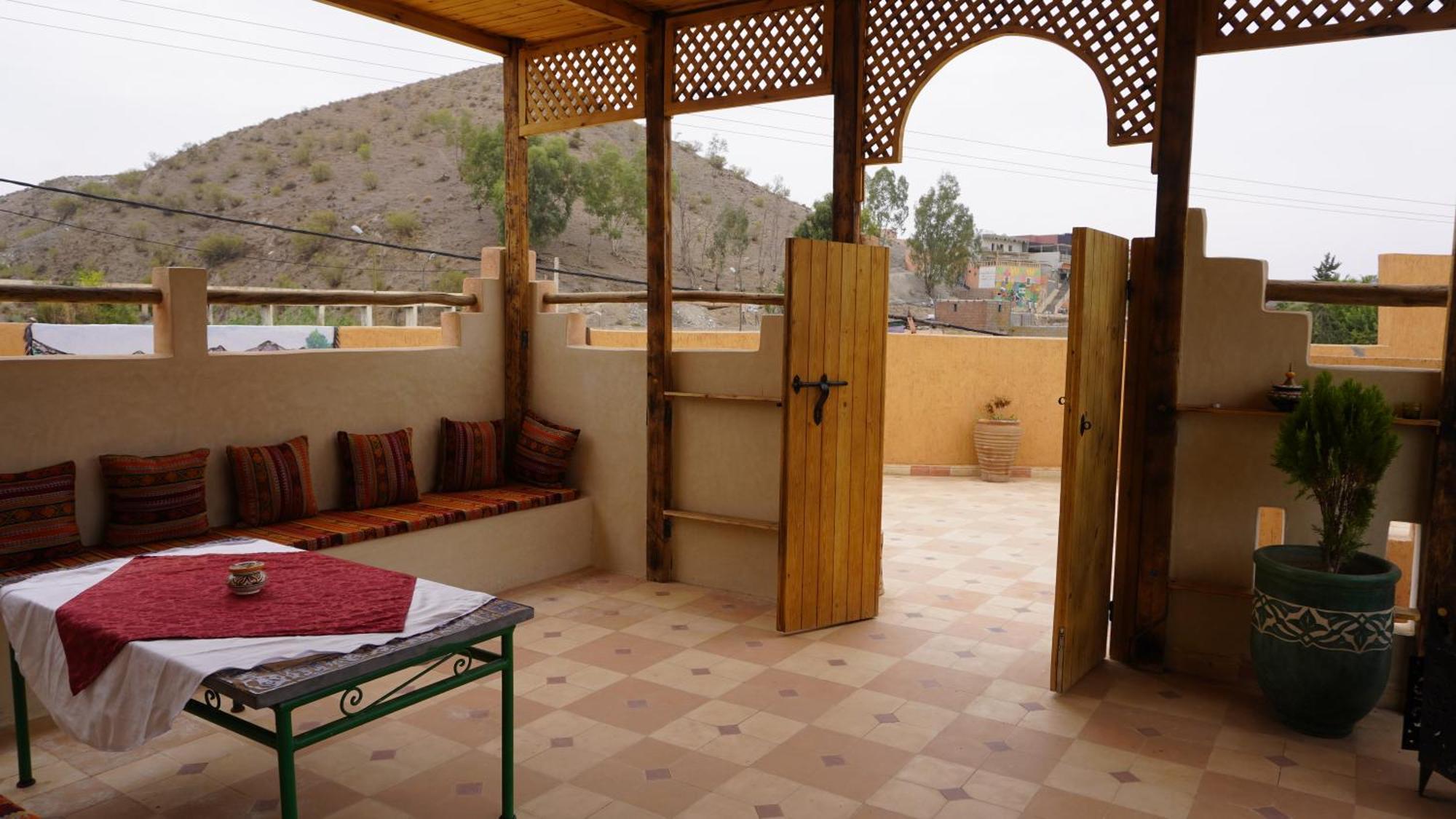 Riad Saida Atlas Lalla Takerkoust Bagian luar foto